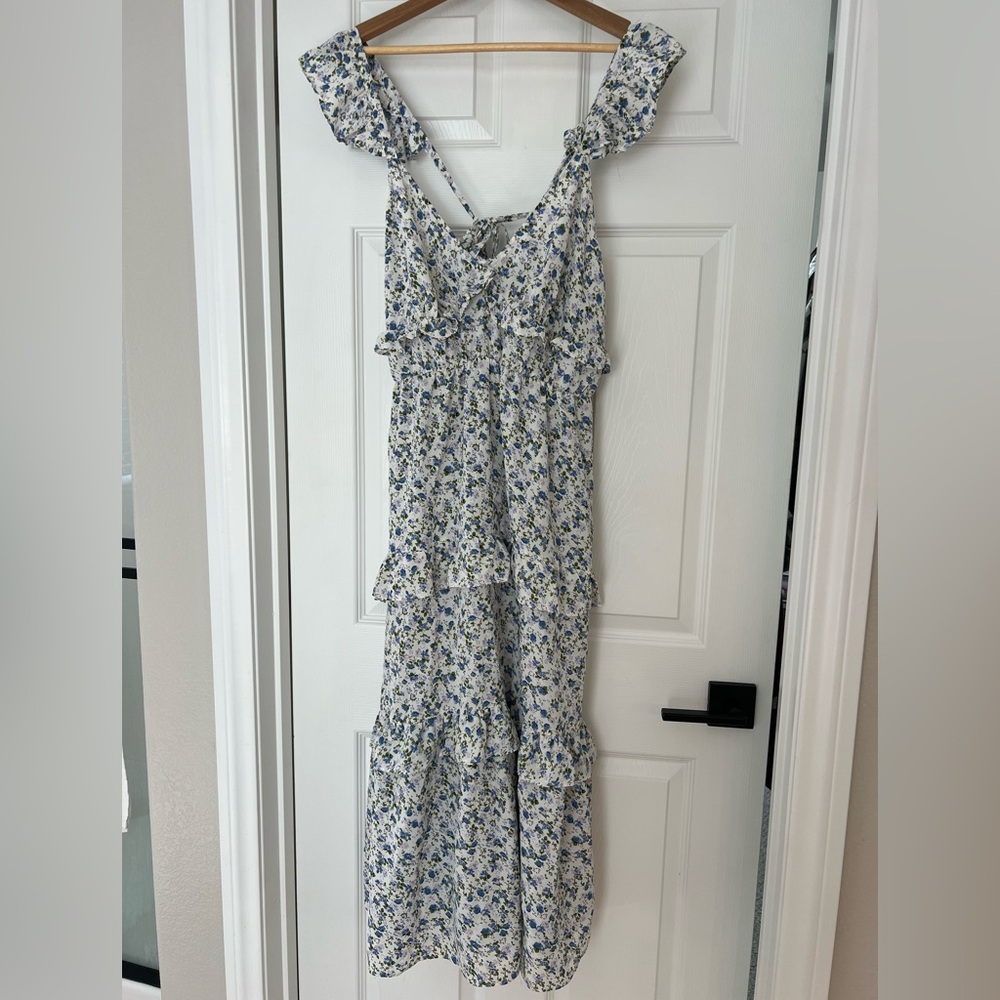 Arula Floral Tiered Midi Dress